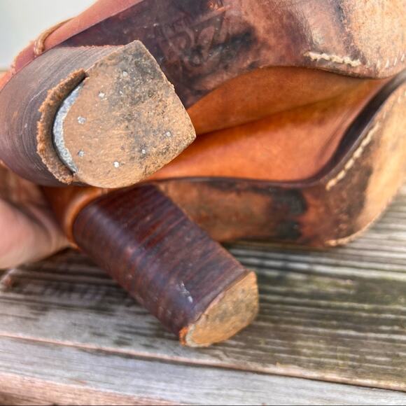 Vintage 70s 80s Zodiac cognac leather heeled booties boots 8 1/2M - Picture 3 of 9